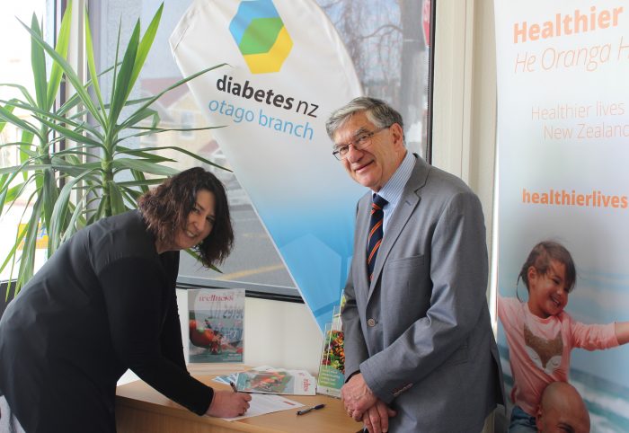 Diabetes NZ President Deb Connor and Healthier Lives Director Professor Jim Mann during the signing