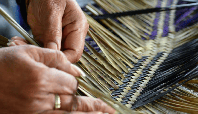 weaving and hands
